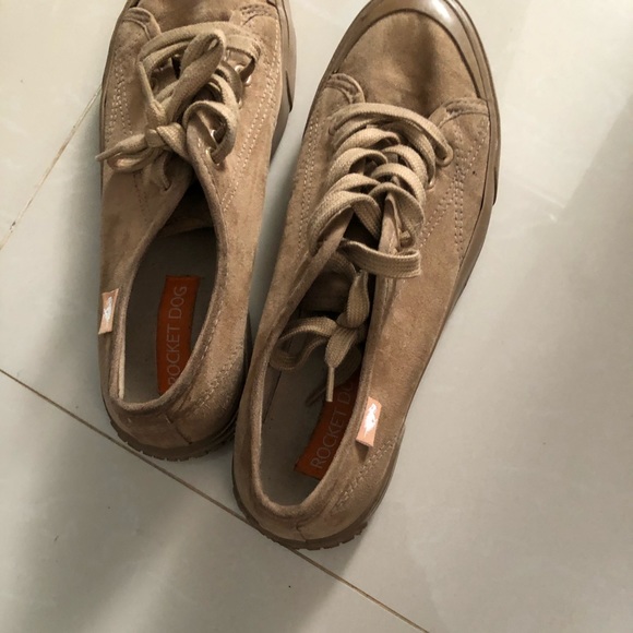 Sneakers - Picture 1 of 1